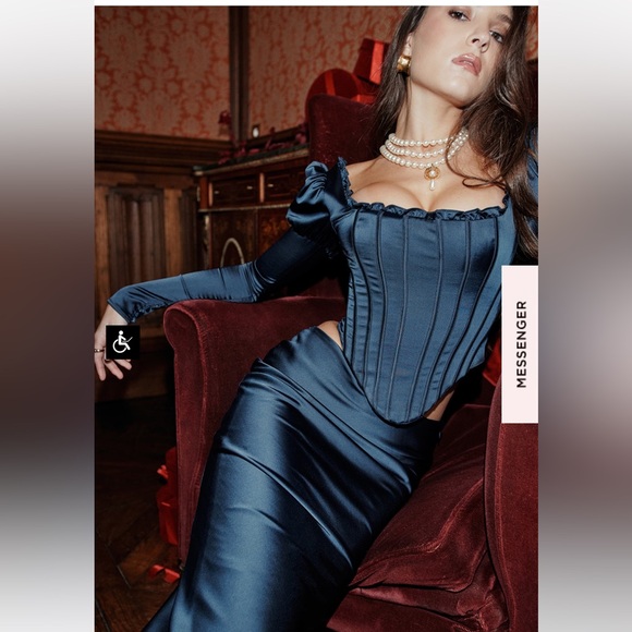 NWOT House of CB Dana Navy Puff Sleeve Corset - Picture 7 of 13